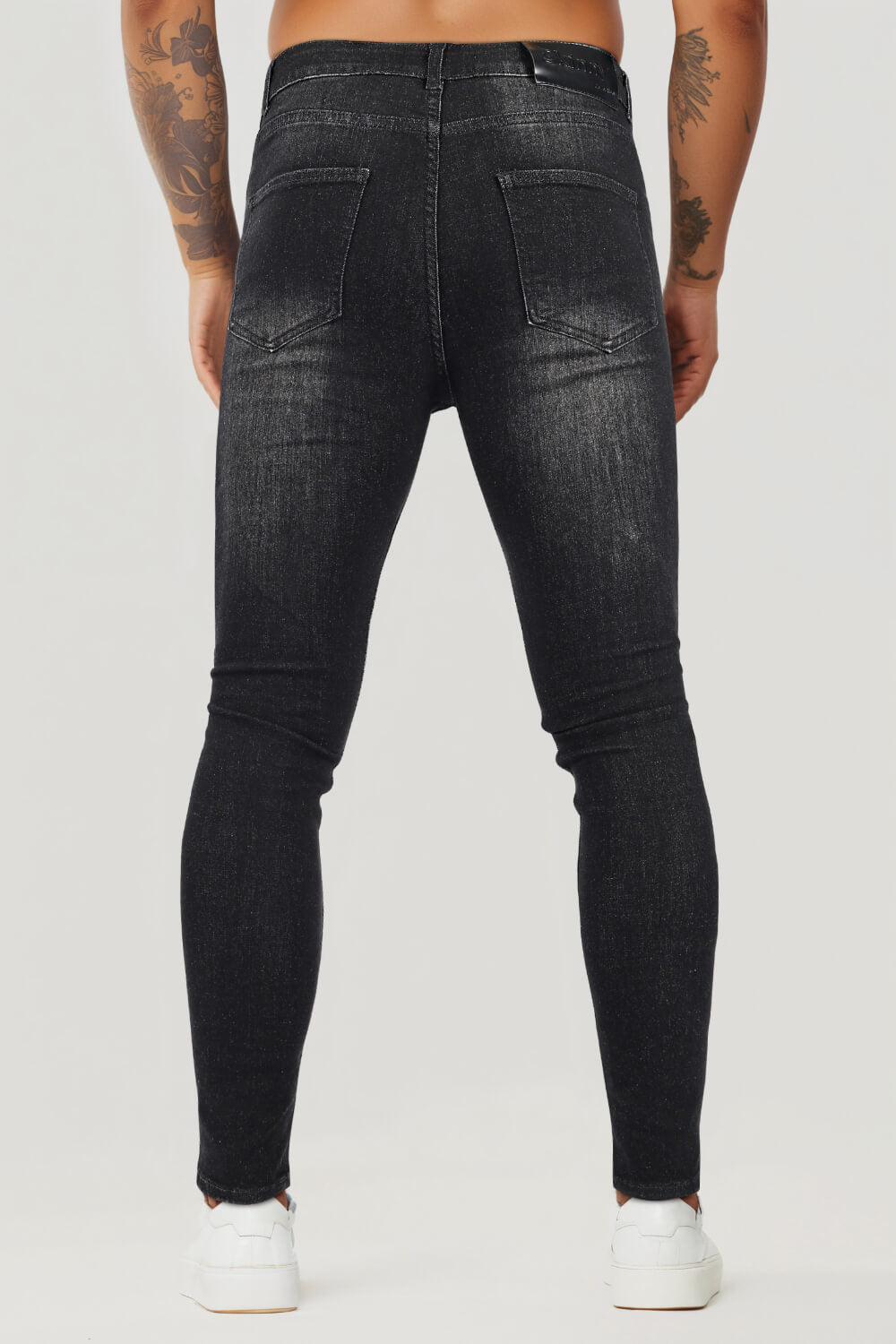 Jeans skinny super elasticizzati da uomo - Strappati e neri