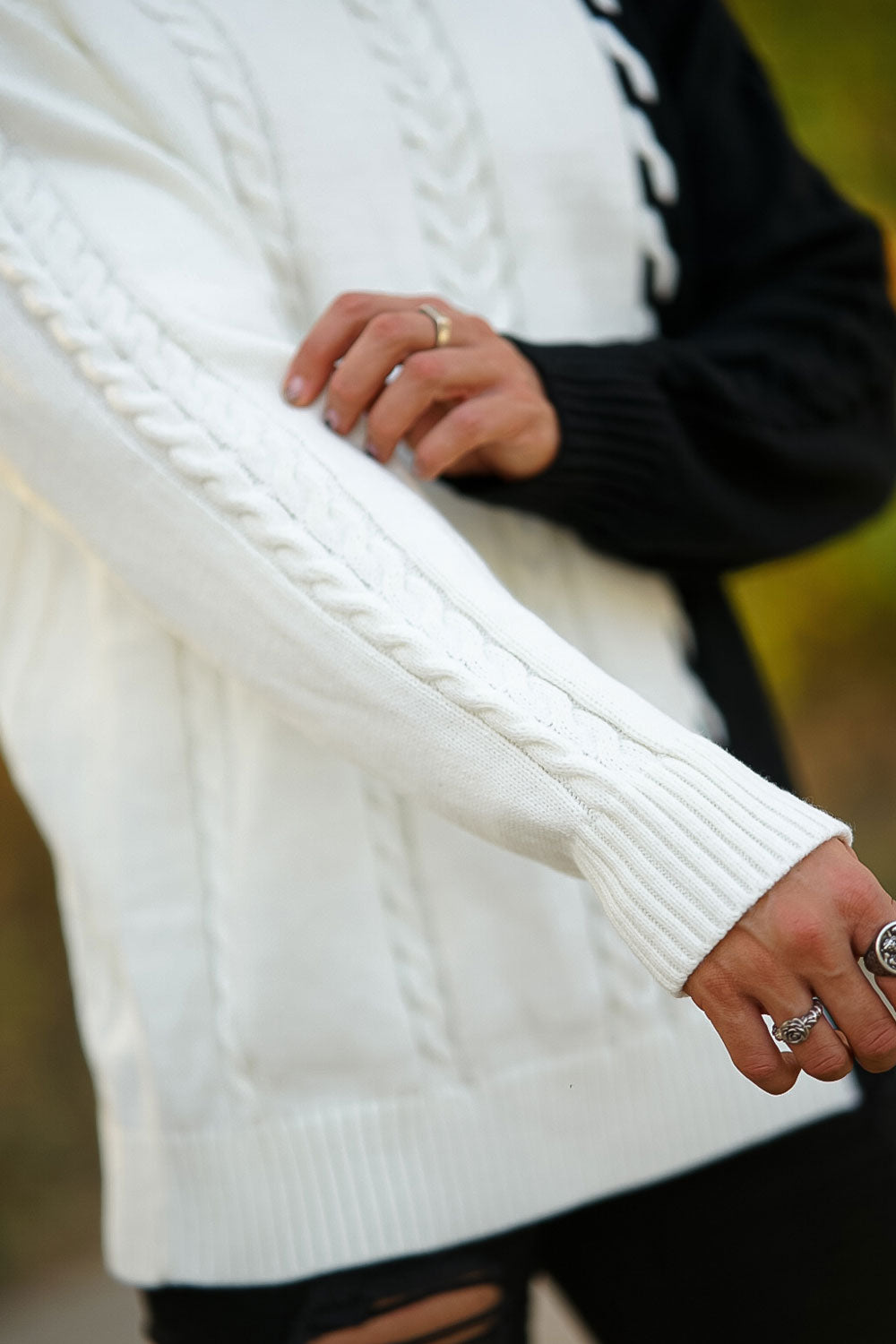 Men's Color Block Sweater-Black & White