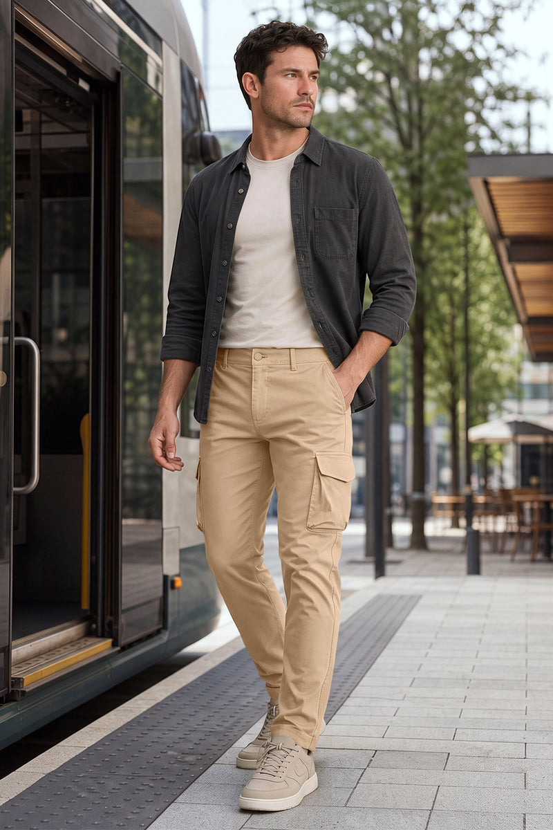 Schmale, klar geschnittene Cargohose für Herren