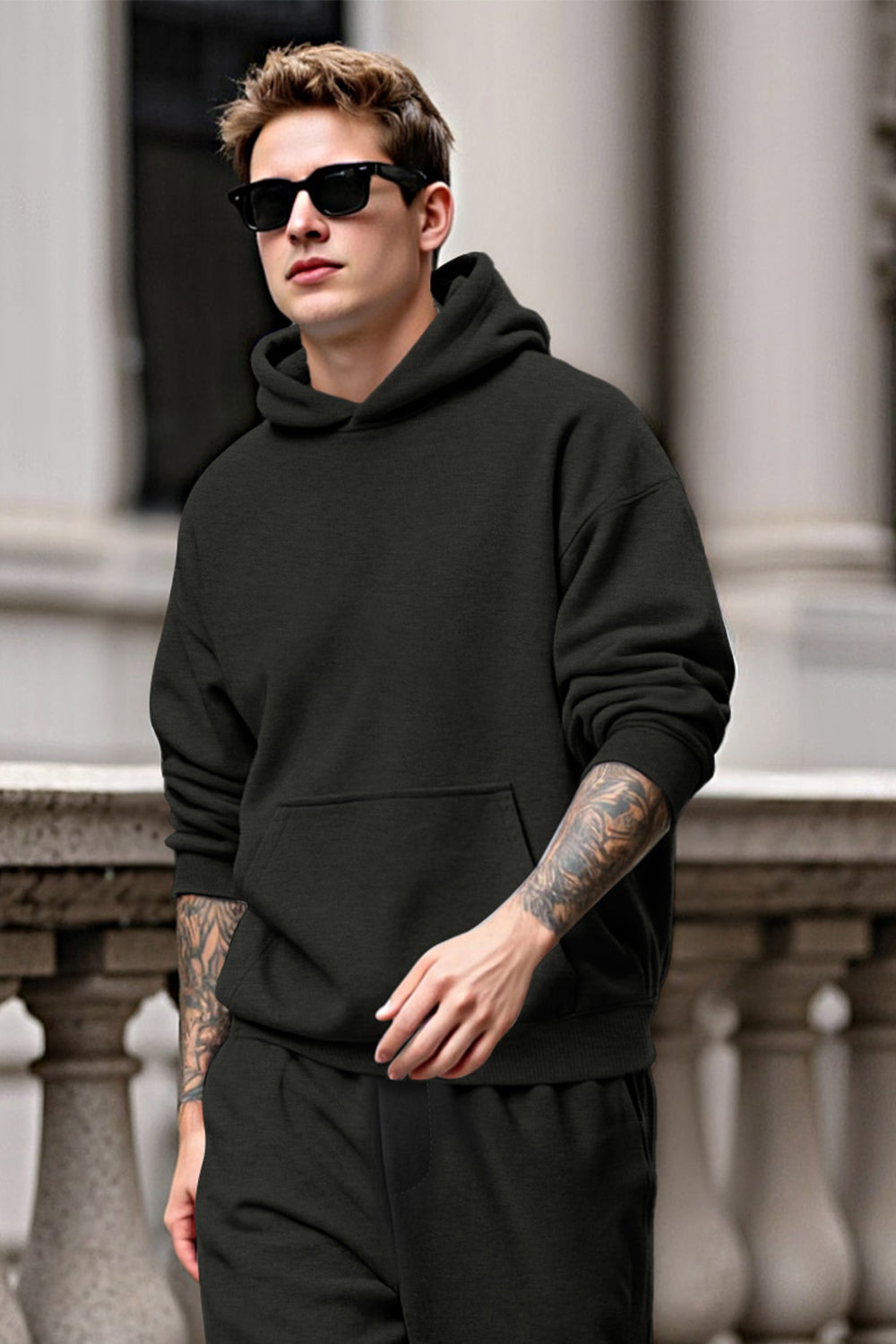 Herren-Pullover-Hoodie in Schwarz