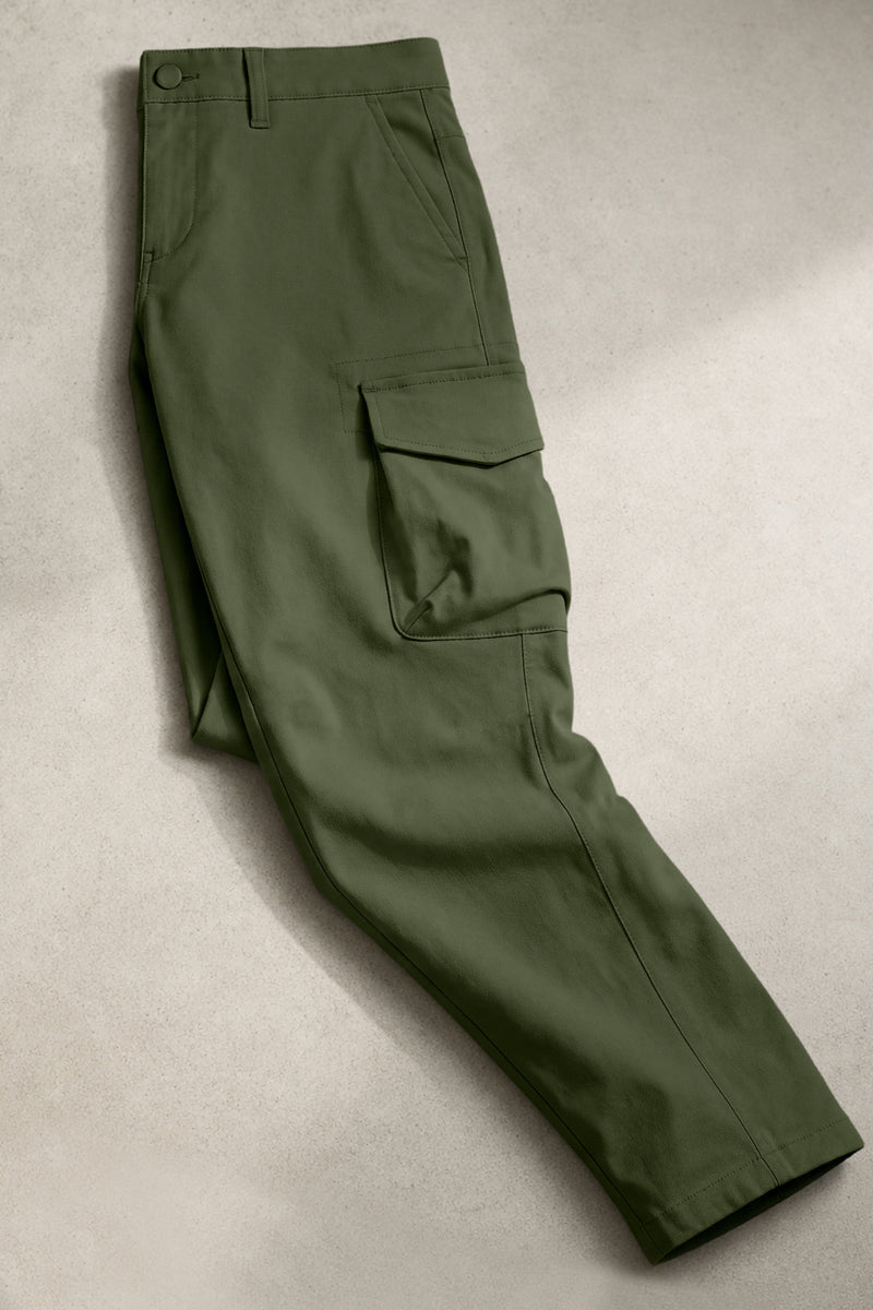 Schmale, klar geschnittene Cargohose für Herren