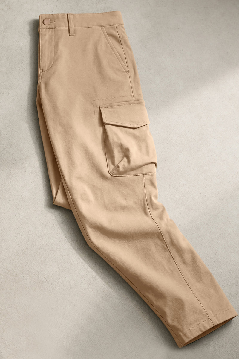 Schmale, klar geschnittene Cargohose für Herren
