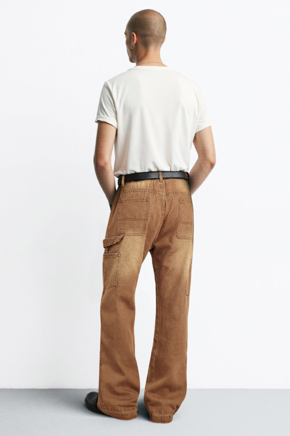 Men Relaxed Flared Jean - Brown