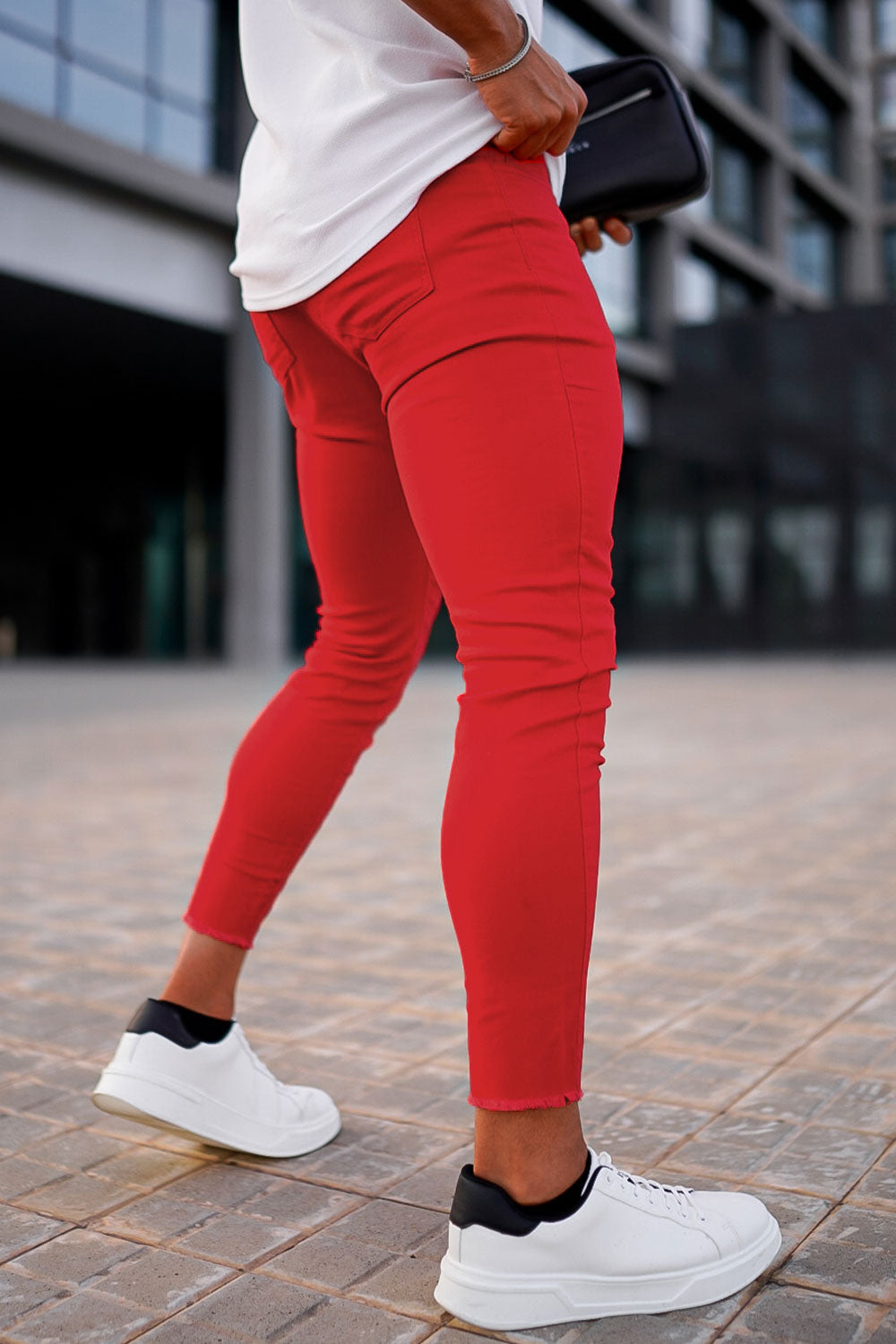 red skinny jeans outfit