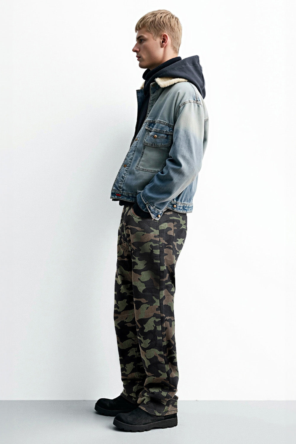 Men Relaxed Fit Jean - Camouflage