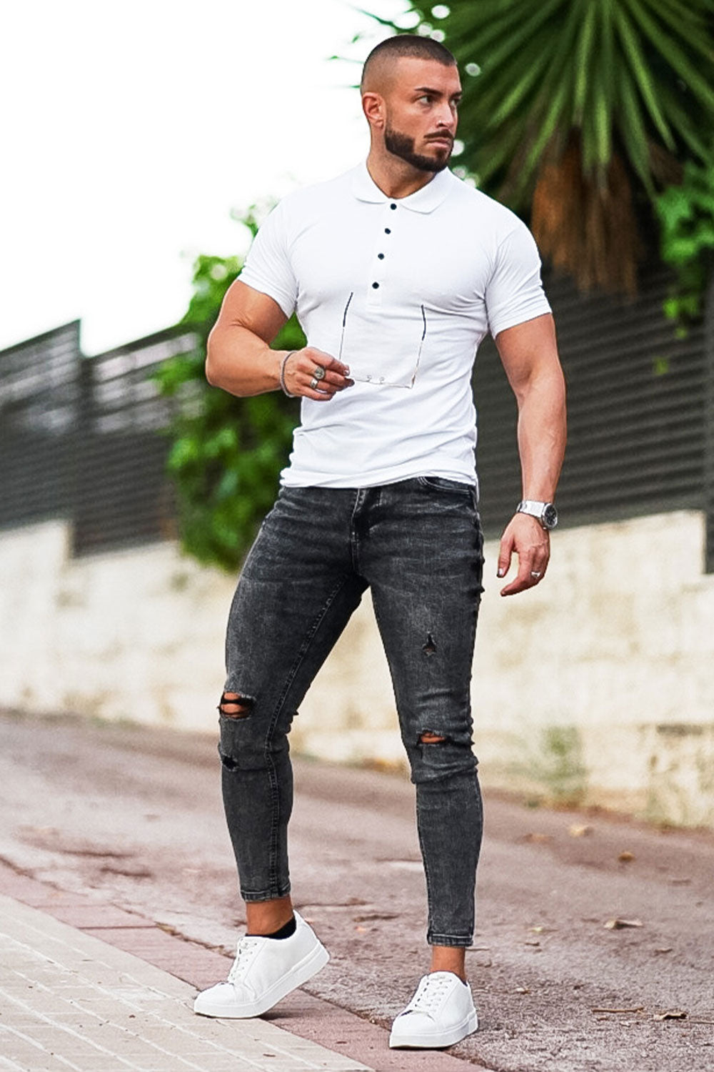 high waisted ripped skinny jeans