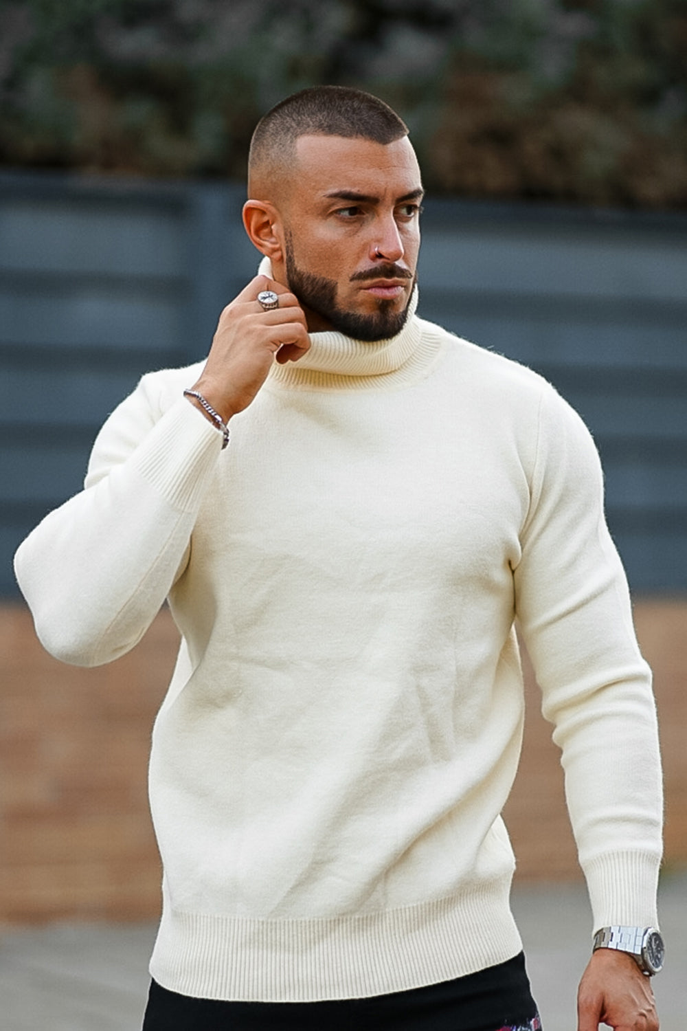 Men's White Turtleneck Sweater - Slim Fit