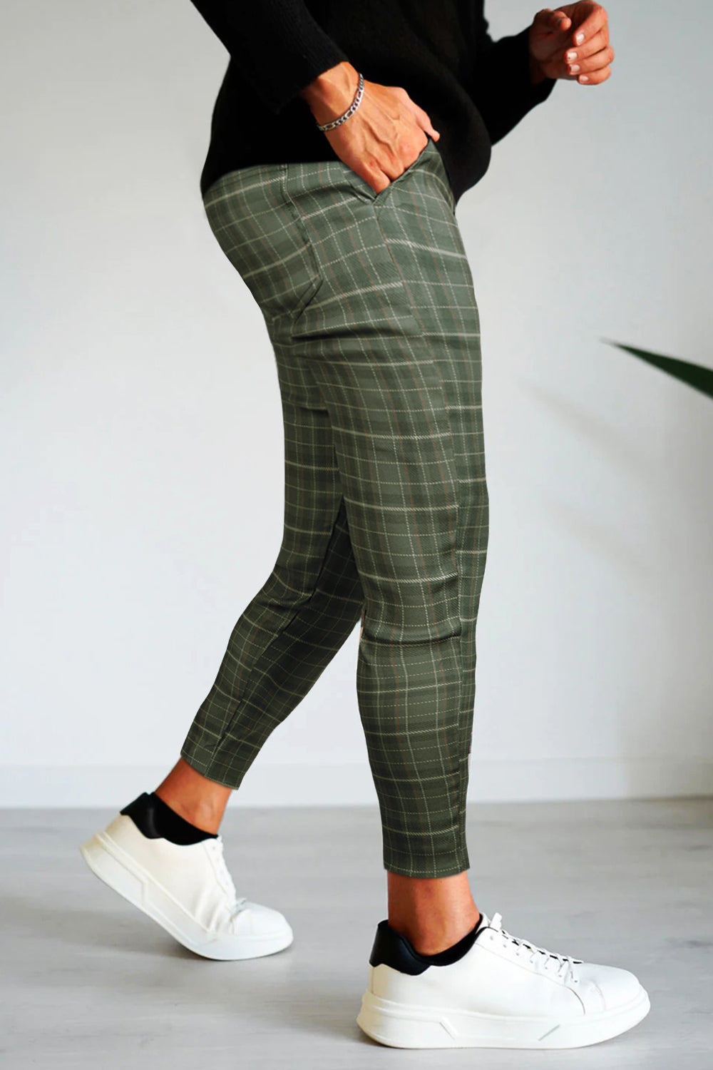 Men's Relaxed Chino Pant - Green Lattice