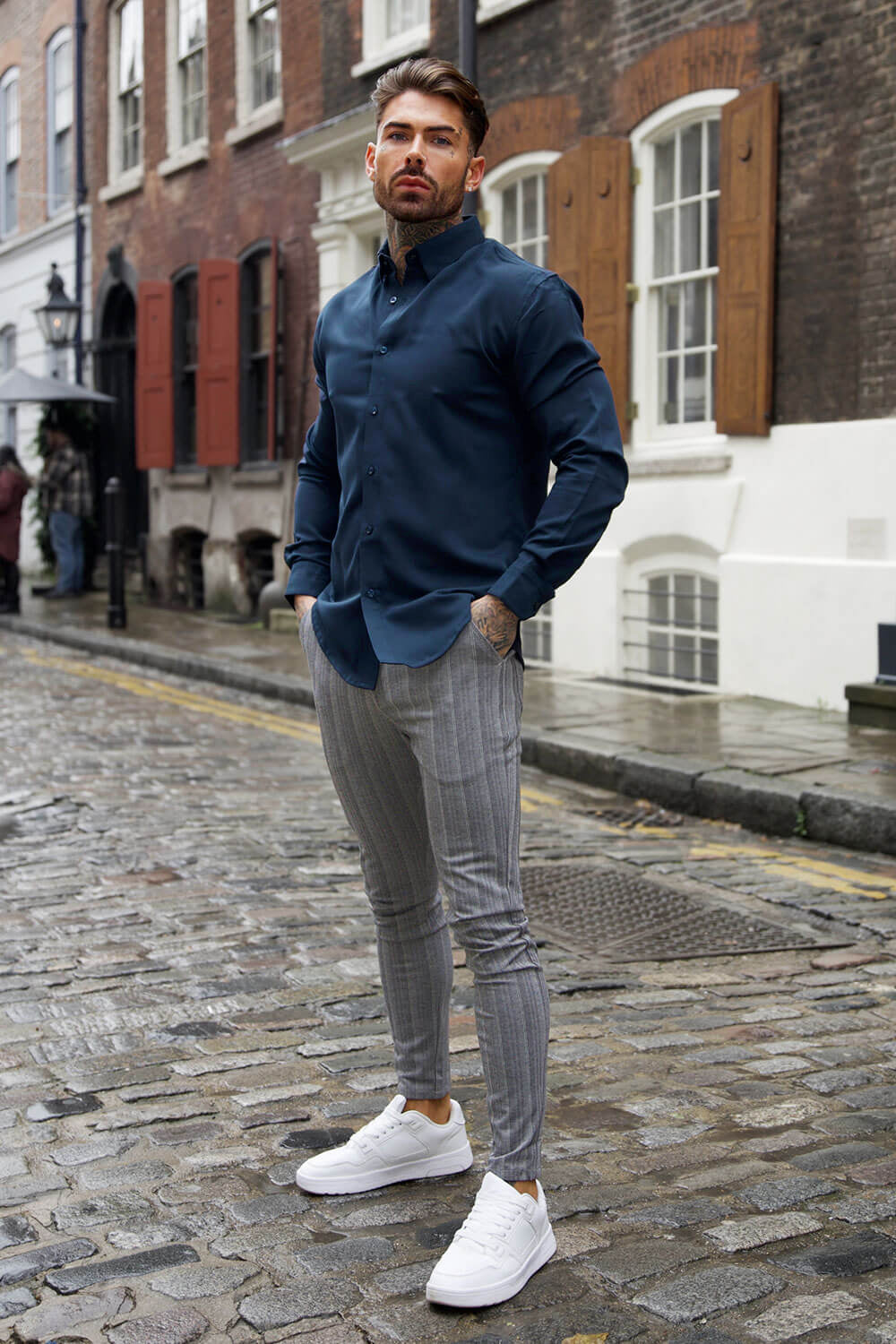 Camisa Azul Marino Combinar Pantalon Blanco Hombre Outfit Camisa