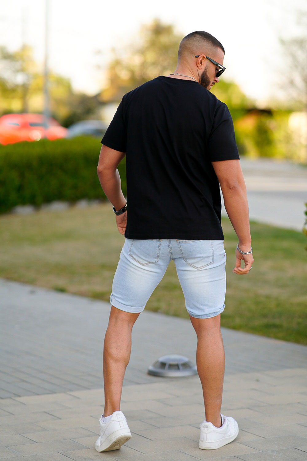 Corte Chino Outfit Bermuda Negra Hombre Bermuda Blanca Outfit De