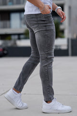 Compre 2 jeans ajustados lavados en gris oscuro para hombre con envío gratis