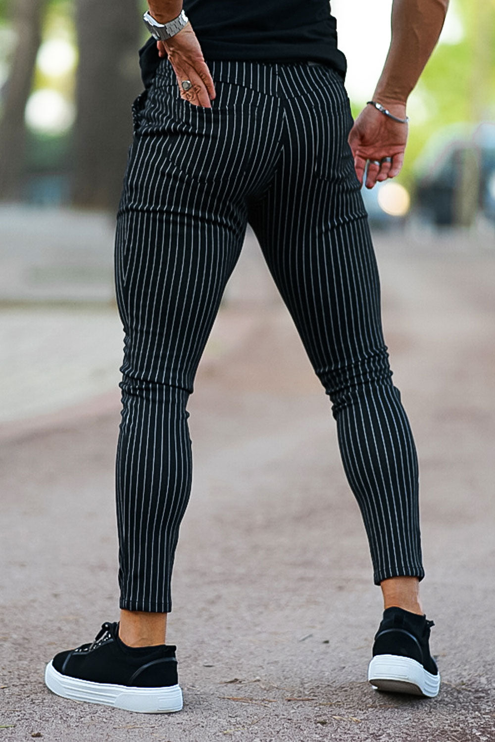 striped chino pants-black