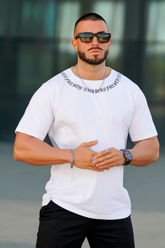 Rendimiento atlético: camiseta blanca de manga corta que absorbe la humedad para hombre
