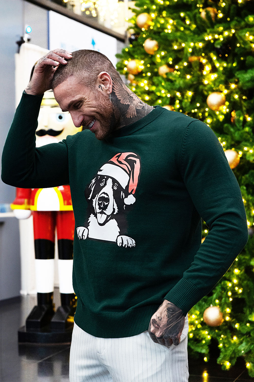 warm sweaters for men - round neck & christmas dog