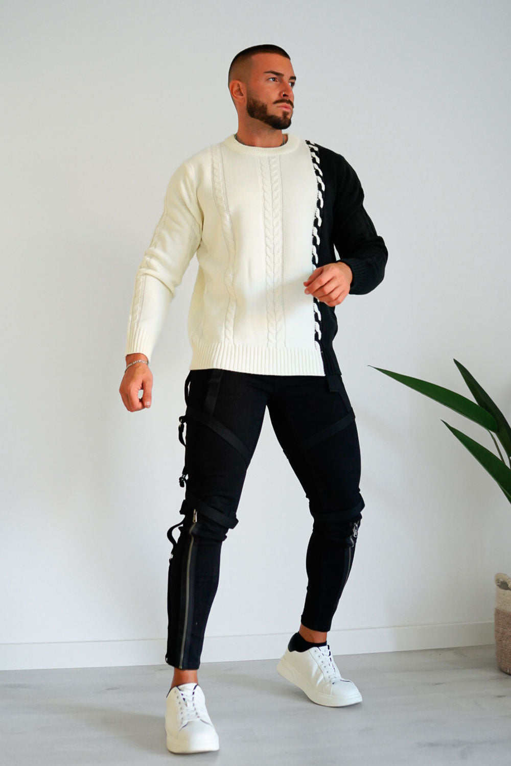 Men's Color Block Sweater-Black & White