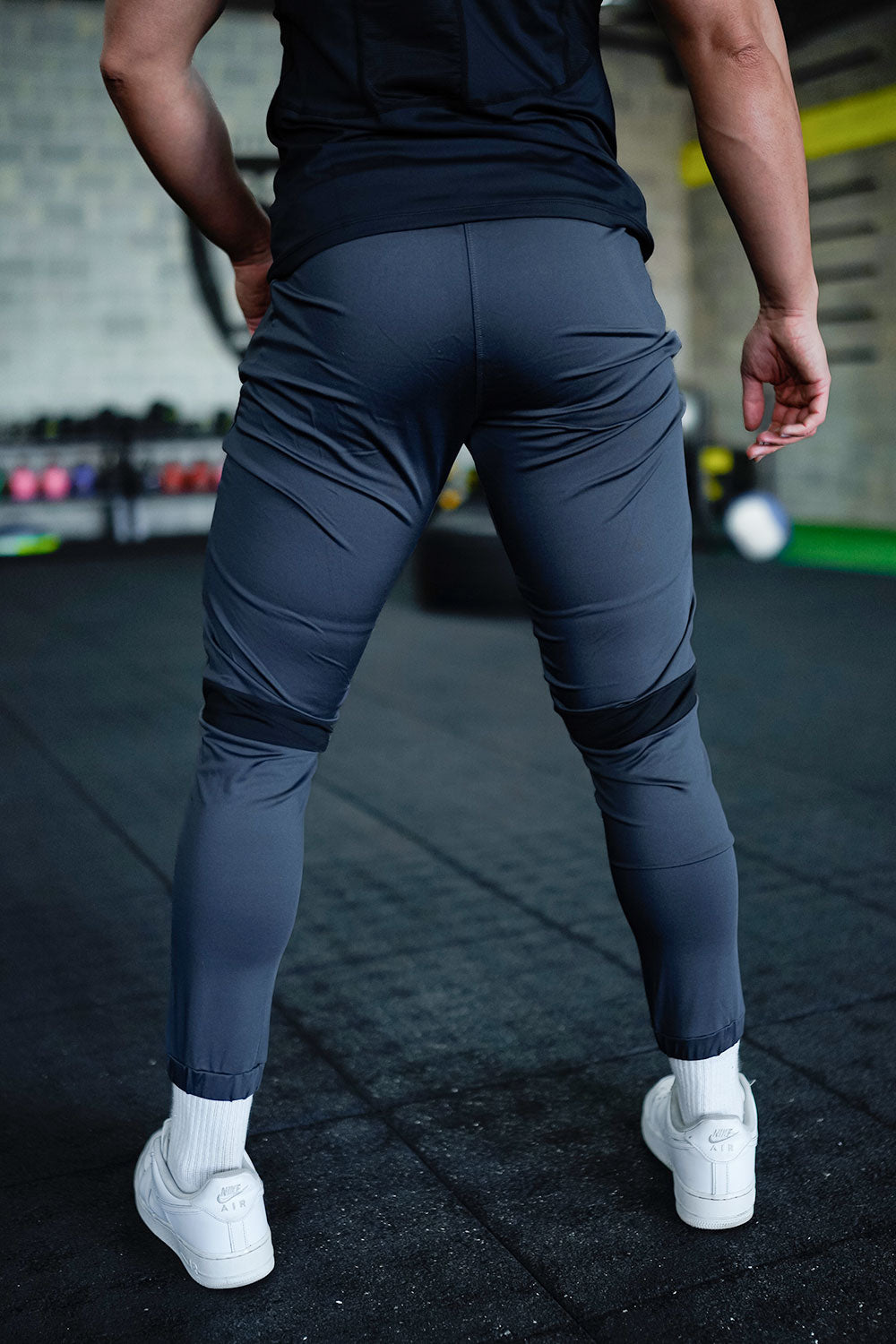 MEN'S HYBRID RUN PANT | Carrier Grey | Pants & Tights | ASICS